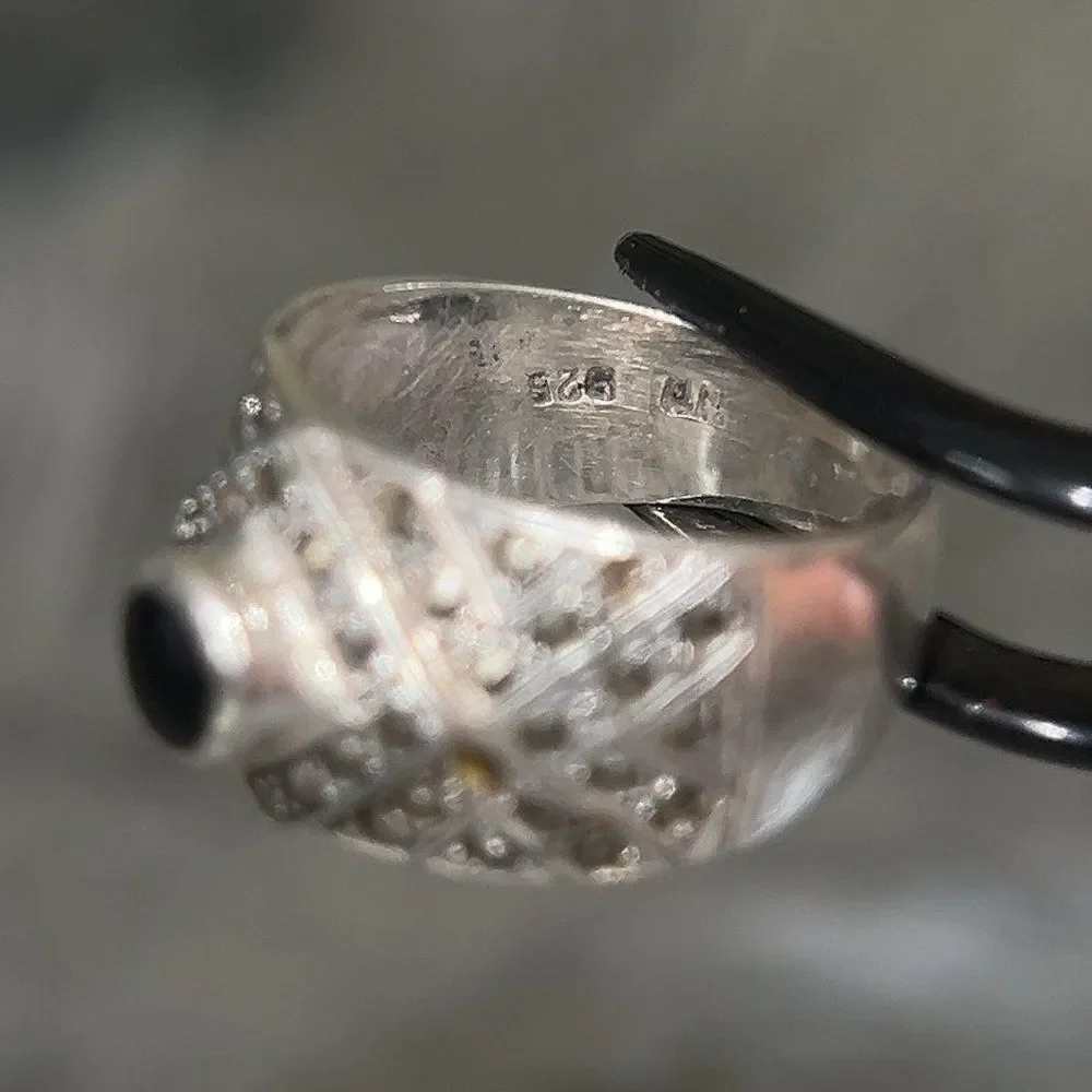 Bold Onyx/Marcasite Sterling Silver 925 Ring‎